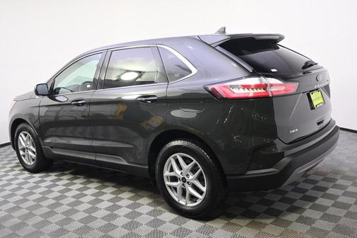 Forged Green Metallic 2023 Ford Edge SEL