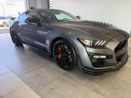 2021 Ford Shelby GT500 Base