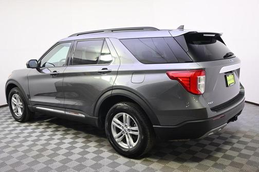 Carbonized Gray Metallic 2022 Ford Explorer XLT