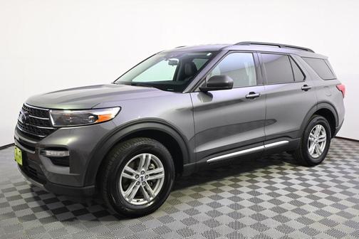 Carbonized Gray Metallic 2022 Ford Explorer XLT