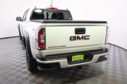 Summit White 2022 GMC Canyon Elevation