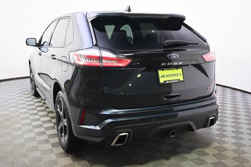 2022 Ford Edge ST