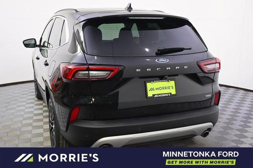 Agate Black Metallic 2025 Ford Escape PHEV SE