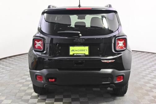 2023 Jeep Renegade Trailhawk