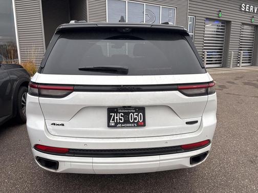 2025 Jeep Grand Cherokee Summit