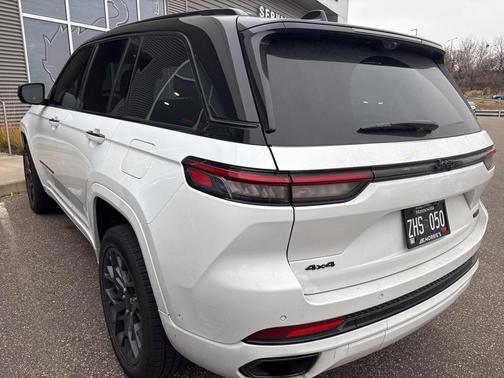 2025 Jeep Grand Cherokee Summit