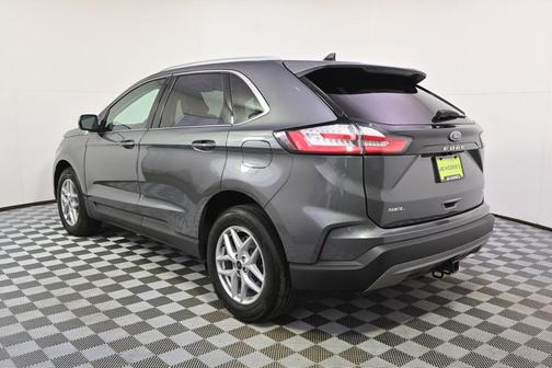 Carbonized Gray Metallic 2024 Ford Edge SEL