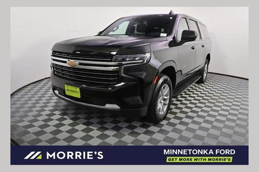 Black 2024 Chevrolet Suburban LT