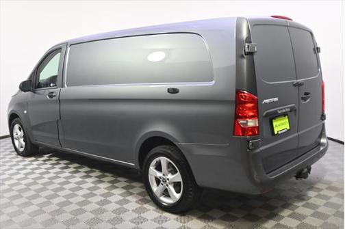 2022 Mercedes-Benz Metris Base