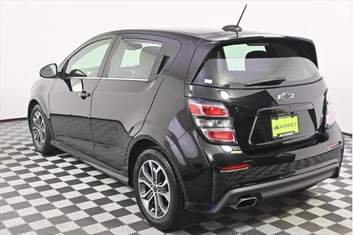 2020 Chevrolet Sonic FWD Hatchback LT 5-Door