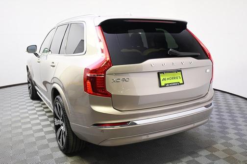 2024 Volvo XC90 Recharge Plug-In Hybrid T8 Ultimate Bright Theme 7-Seater