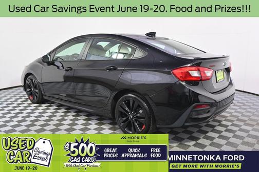 Black Metallic 2018 Chevrolet Cruze LT