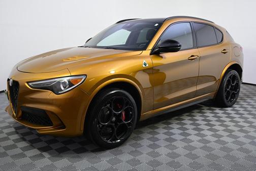 2022 Alfa Romeo Stelvio Quadrifoglio