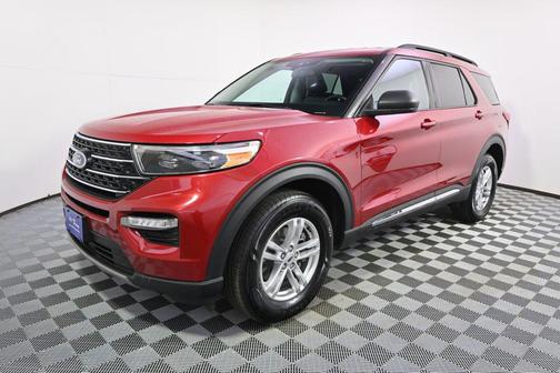 Rapid Red Metallic Tinted Clearcoat 2023 Ford Explorer XLT
