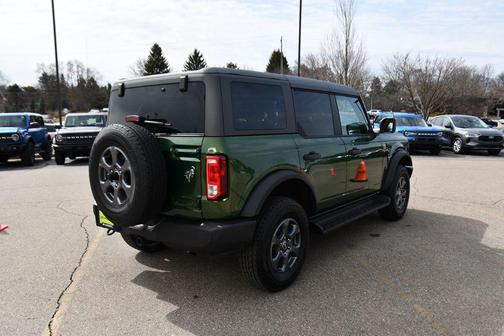 Eruption Green Metallic 2025 Ford Bronco Big Bend