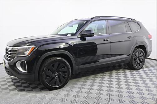2024 Volkswagen Atlas 2.0T SE w/Technology 4MOTION