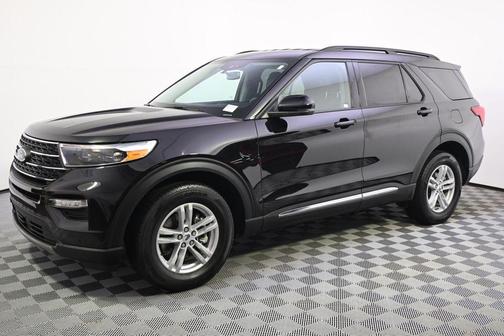 Black Metallic 2024 Ford Explorer XLT