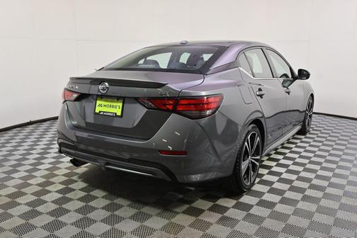 Gun Metallic 2020 Nissan Sentra SR