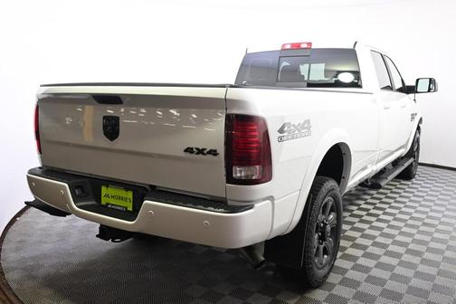 2017 RAM 2500 Laramie Crew Cab 4x4 8' Box