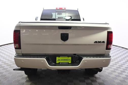 2017 RAM 2500 Laramie Crew Cab 4x4 8' Box