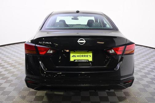 Super Black 2025 Nissan Altima 2.5 SV