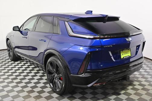 2025 Cadillac LYRIQ Sport