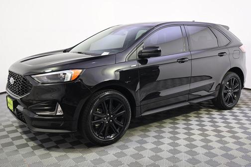 Agate Black Metallic 2022 Ford Edge ST Line
