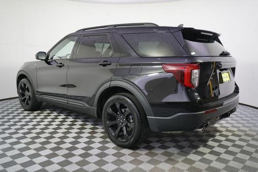Agate Black Metallic 2023 Ford Explorer ST-Line