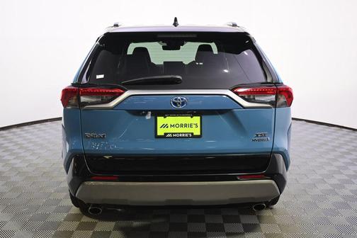Midnight Black Metallic 2022 Toyota RAV4 Hybrid SE