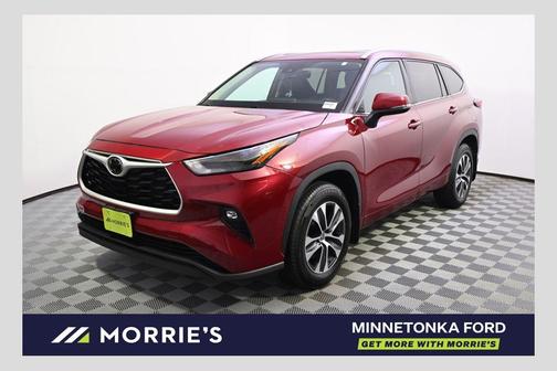 Ruby Flare Pearl 2022 Toyota Highlander XLE