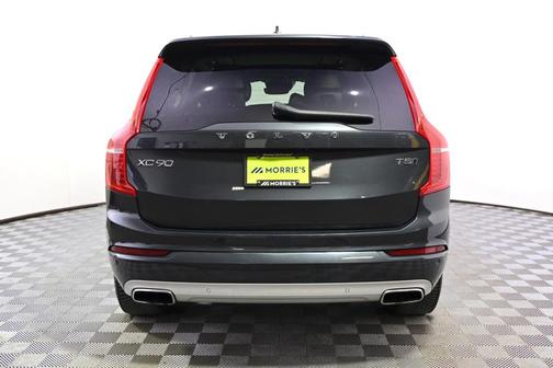 2021 Volvo XC90 T5 Momentum