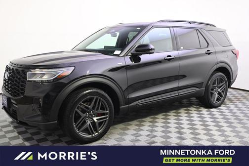 Agate Black Metallic 2025 Ford Explorer ST-Line