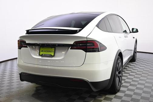 2024 Tesla Model X Long Range