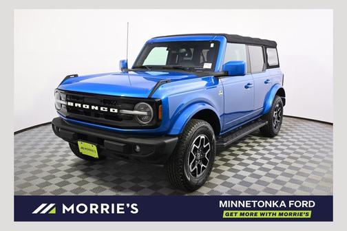 Velocity Blue Metallic 2021 Ford Bronco Outer Banks