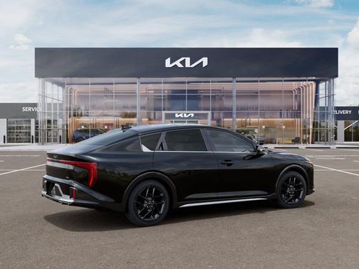 Aurora Black Pearl 2027 Kia K4 GT-Line