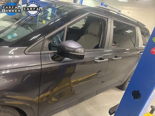 2025 Kia Carnival Hybrid EX