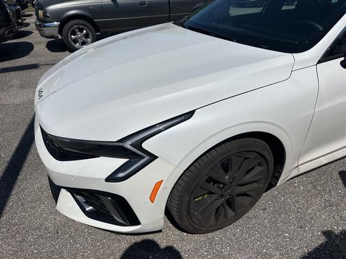 Snow White Pearl 2026 Kia K5 GT