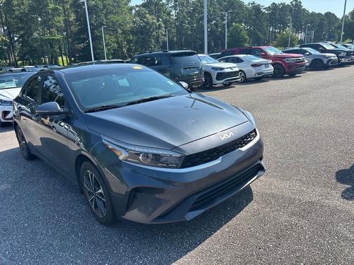 Gray 2024 Kia Forte LXS