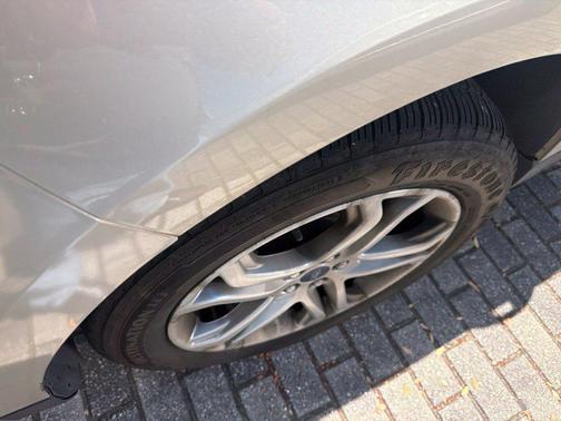 White Gold Metallic 2018 Ford Edge Titanium