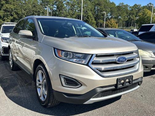 White Gold Metallic 2018 Ford Edge Titanium