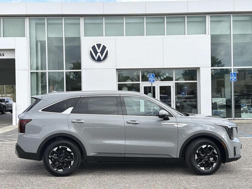 C7s 2026 Kia Sorento S