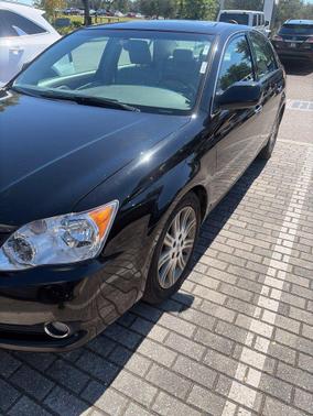 Black 2009 Toyota Avalon Limited