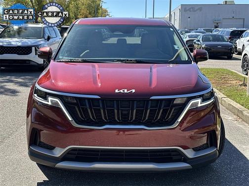 2023 Kia Carnival LX