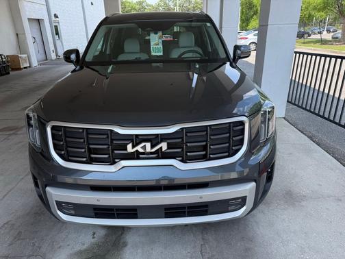 Gray 2024 Kia Telluride SX-Prestige