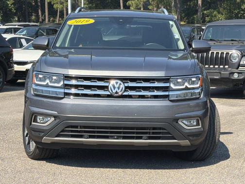Reflex Silver Metallic 2019 Volkswagen Atlas 3.6L SEL Premium