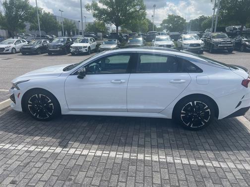 White Pearl 2022 Kia K5 GT-Line