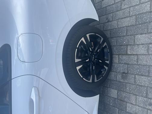 White Pearl 2022 Kia K5 GT-Line