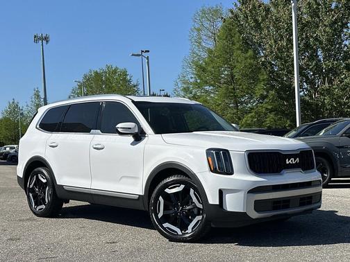 Glacial White Pearl 2024 Kia Telluride EX
