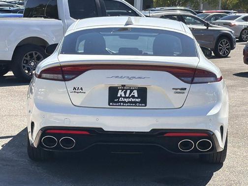 Snow White Pearl 2022 Kia Stinger GT-Line