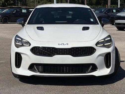 Snow White Pearl 2022 Kia Stinger GT-Line